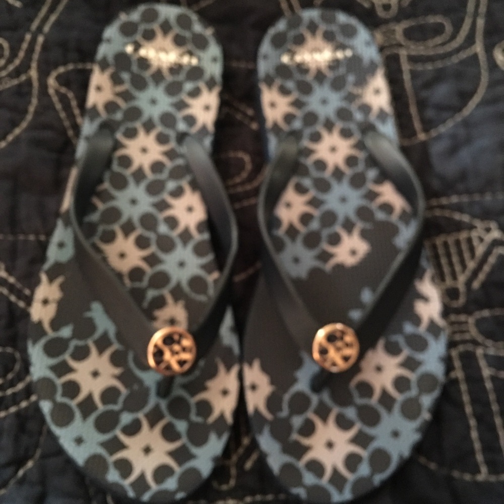 Coach flip flops
